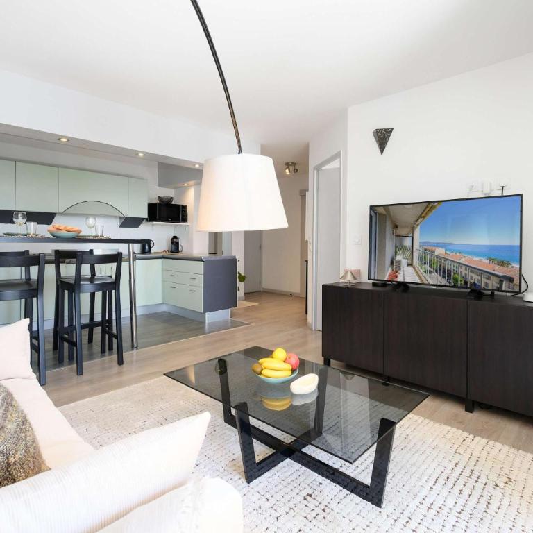 Vue mer & terrasse 5 pers proche plage et centre - Appartement - 6