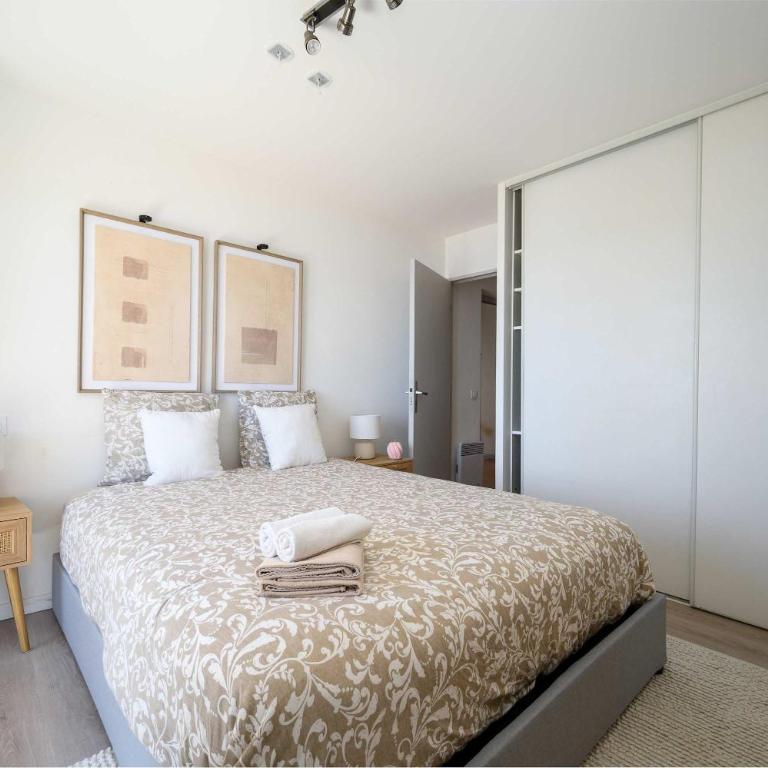 Vue mer & terrasse 5 pers proche plage et centre - Appartement - 9