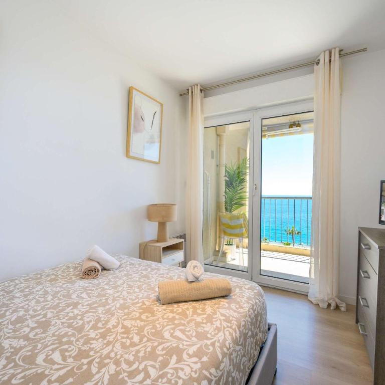 Vue mer & terrasse 5 pers proche plage et centre - Appartement - 12