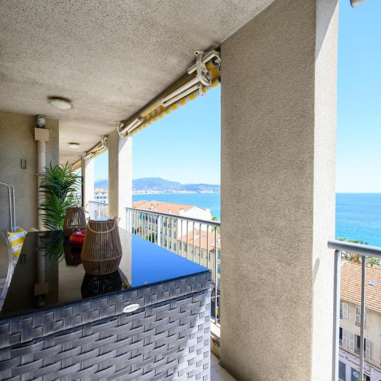 Vue mer & terrasse 5 pers proche plage et centre - Appartement - 17