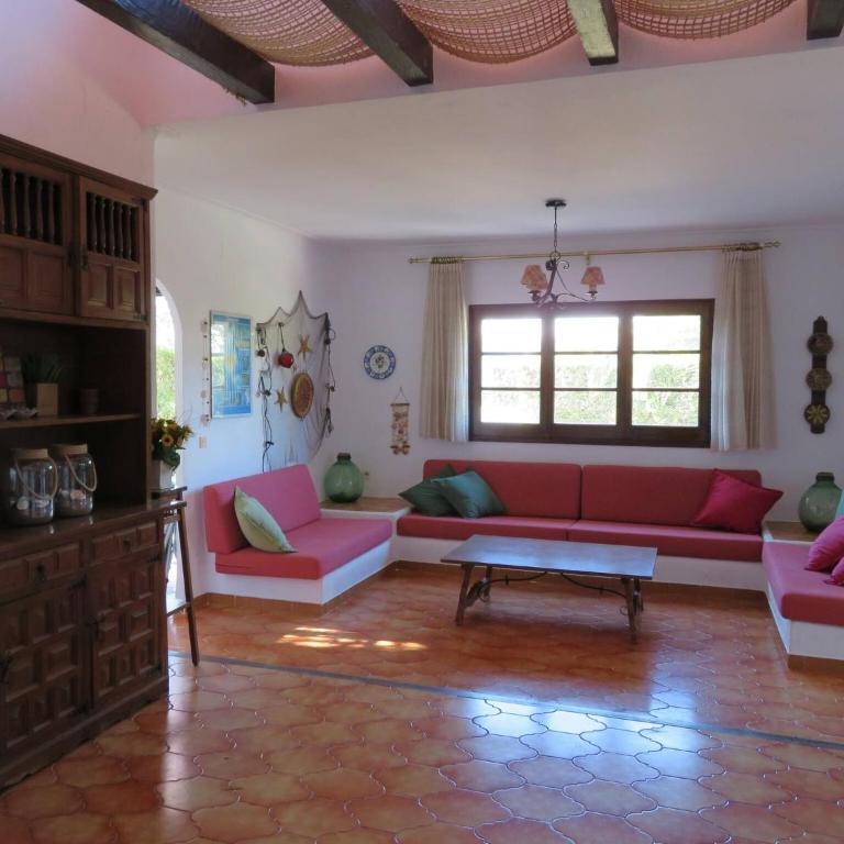 LEstartit Les Acasies 3 - Three-Bedroom House - 7