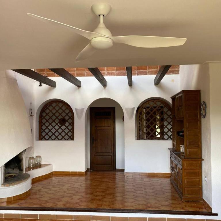 LEstartit Les Acasies 3 - Three-Bedroom House - 9