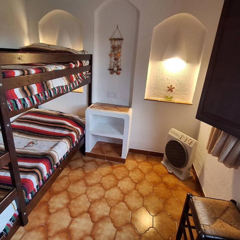 LEstartit Les Acasies 3 - Three-Bedroom House - 31