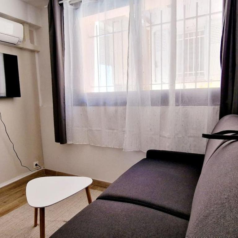 1 Le Saint Joseph Studio with AC in the City Center - Monolocale - 7