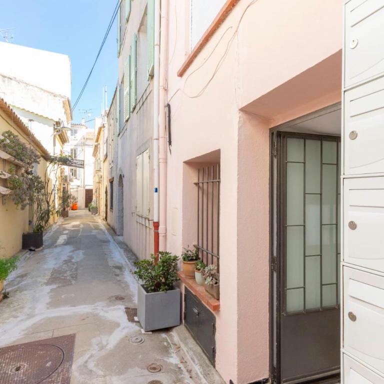 1 Le Saint Joseph Studio with AC in the City Center - Monolocale - 14