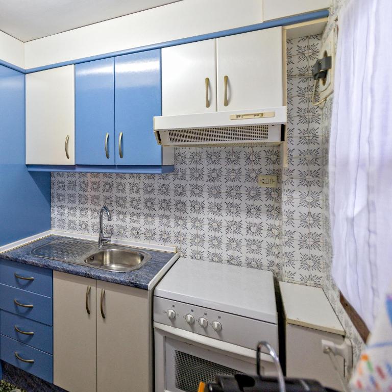 Desayuna frente al mar, Terraza y Vistas Únicas - Two-Bedroom Apartment - 20