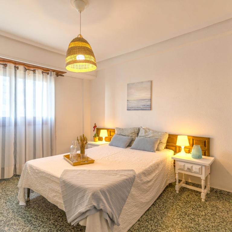 Desayuna frente al mar, Terraza y Vistas Únicas - Two-Bedroom Apartment - 26