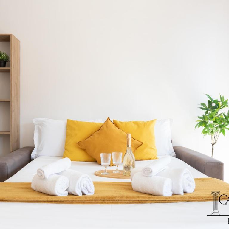 Caput Mundi Rooms - 100mt to Metro A, Terrace, A-C, 15 min to center - Camera Quadrupla con Bagno Privato - 15