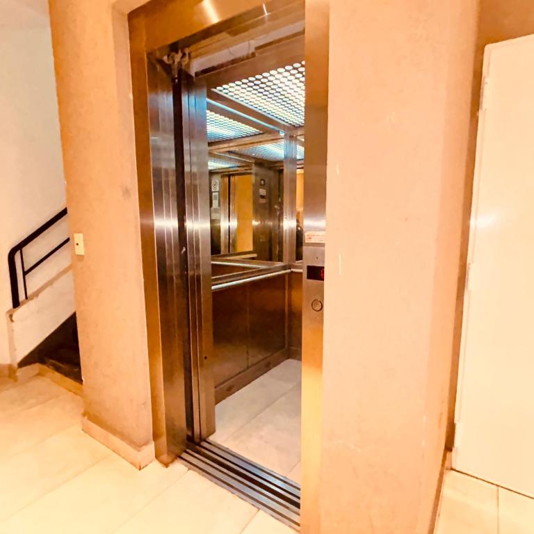Cómodo, confortable 2 ambientes con balcón en Almagro a 100 metros del Hospital Italiamo Ubicado en calle tranquila - Apartamento de 1 Dormitorio con balcón y vistas a la ciudad - 3