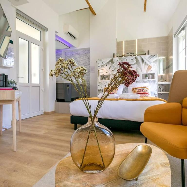 Le Relax SPA - Studio avec Baignoire Spa - 2
