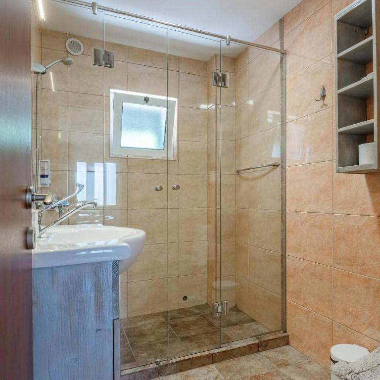 2 Bedroom Amazing Apartment In Kotor - Apartman sa Terasom - 4