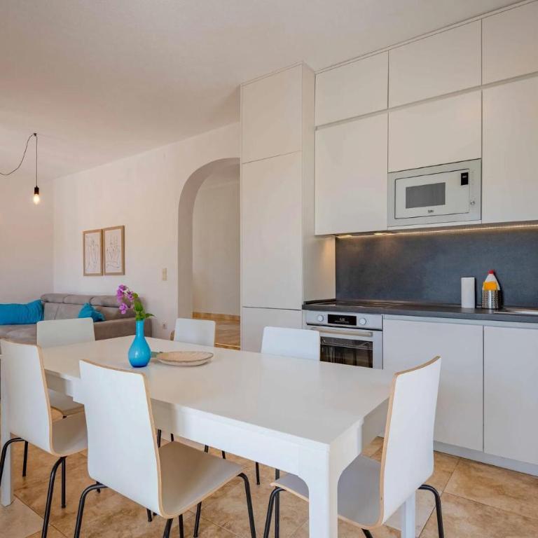 2 Bedroom Amazing Apartment In Kotor - Apartment with Terrace - 5