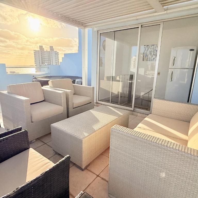 PHPunta CapFerrat, Penthouse Duplex, Jacuzzi y BBQ - Apartamento de 3 dormitorios con vistas al mar - 4