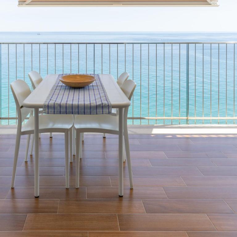 Pis Embaixador - 1a línea de mar - Apartamento con vistas al mar - 4
