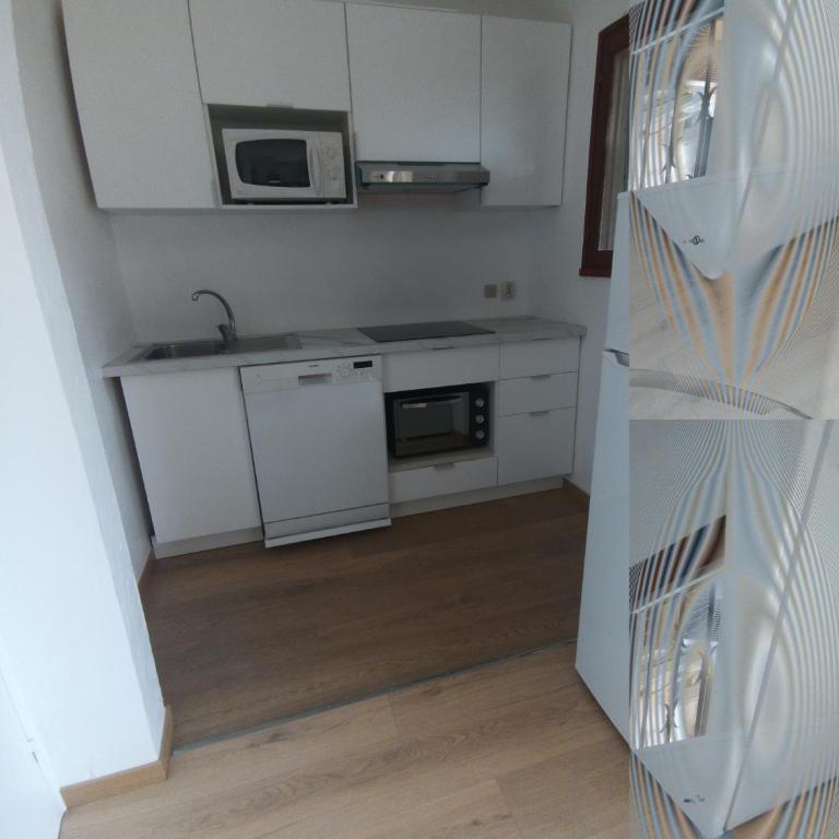 les campanules - Two-Bedroom Apartment with Balcony - 21