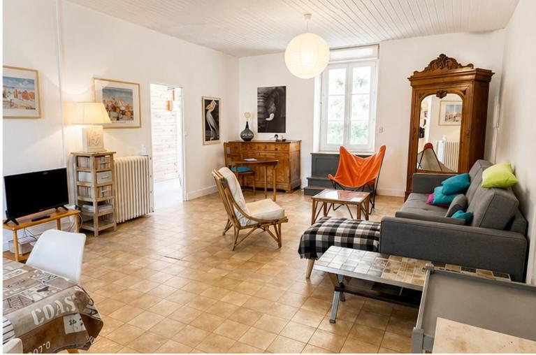 Maison centre-ville avec cour privée, plage à pied - Maison de Ville 2 Chambres - 4