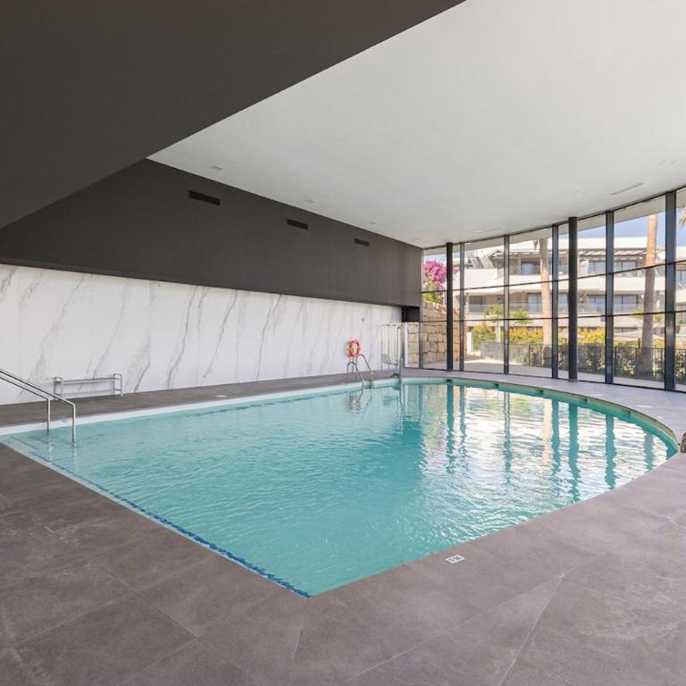 Luxury Penthouse with Jacuzzi, Sea View and Gym - Apartamento - 8