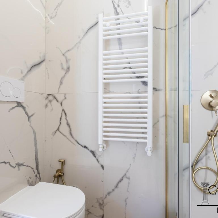 Caput Mundi Rooms - 100mt to Metro A, Terrace, A-C, 15 min to center - Camera Matrimoniale Deluxe con Balcone - 13
