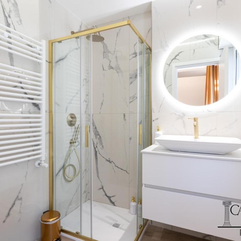 Caput Mundi Rooms - 100mt to Metro A, Terrace, A-C, 15 min to center - Camera Matrimoniale Deluxe con Balcone - 11