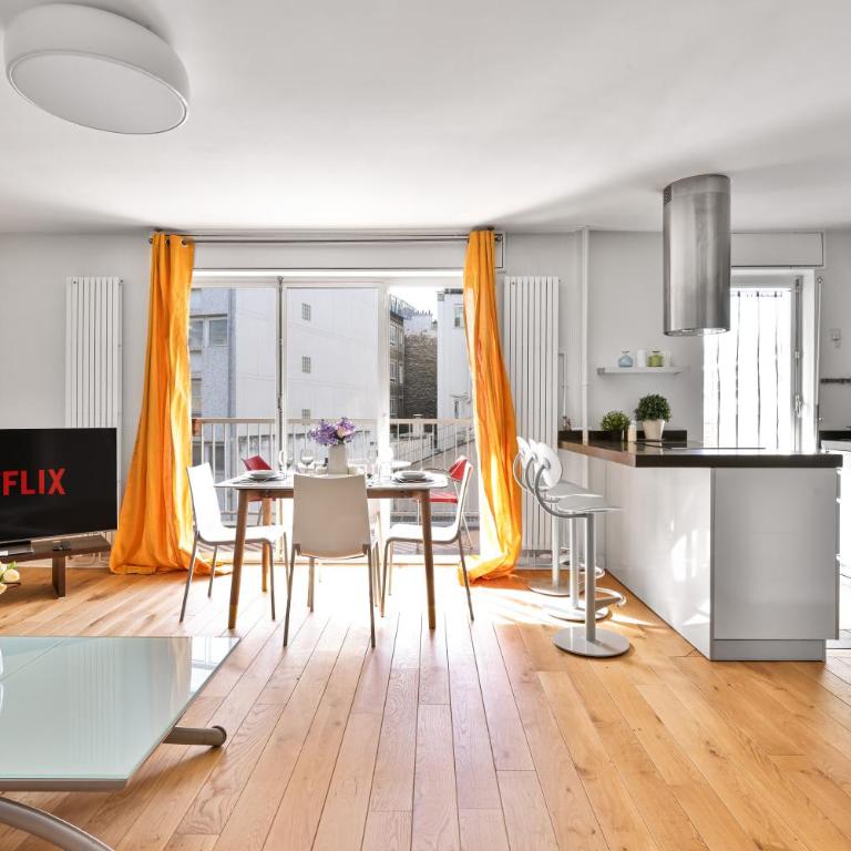Spacious 2-Bedroom Apartment with Balcony in Paris - Appartement 2 Chambres avec Balcon - 3