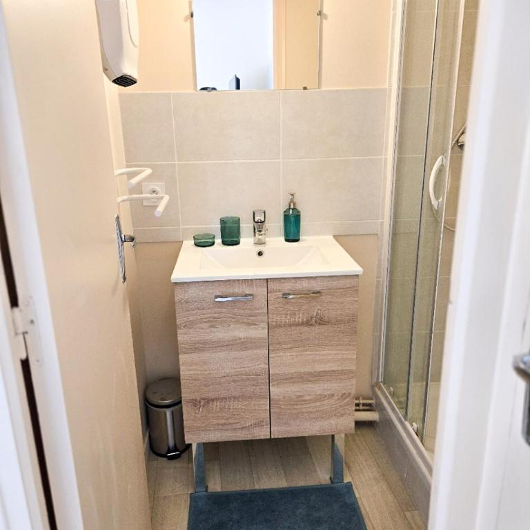 Studio Lumineux proche Abbaye & Centre de Caen - Apartamento de 1 dormitorio - 9