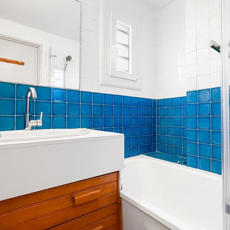 Le cocon bleu - T3, 6p, PK, Clim - plage à 5 min - Apartment mit 2 Schlafzimmern - 25