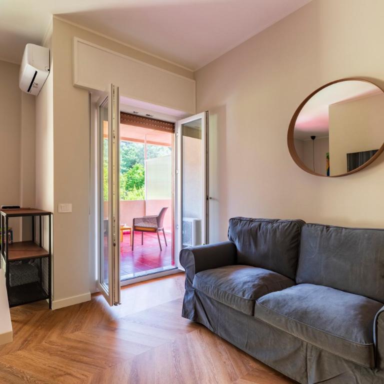10' from the Sea, Elegant Loft with Private Veranda - Appartamento con 1 Camera da Letto - 13