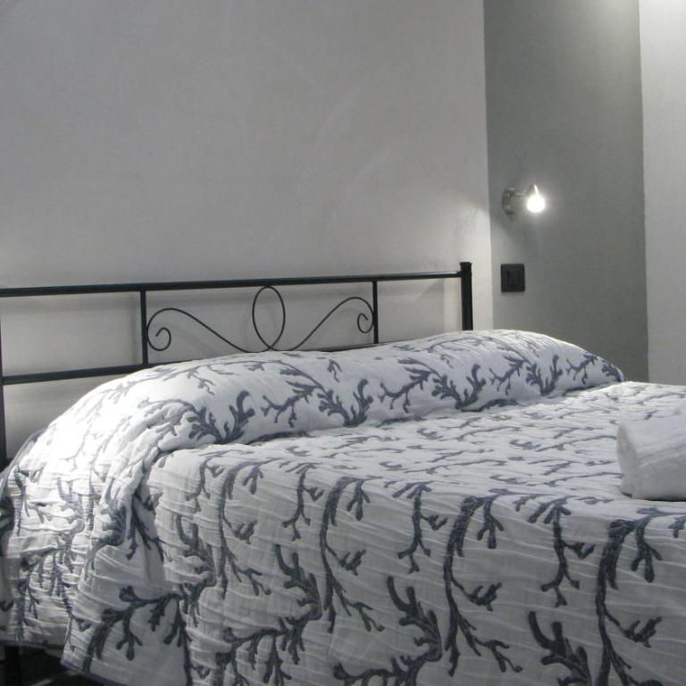 SABRILUNA ROOMS - Double Room with Balcony - 1
