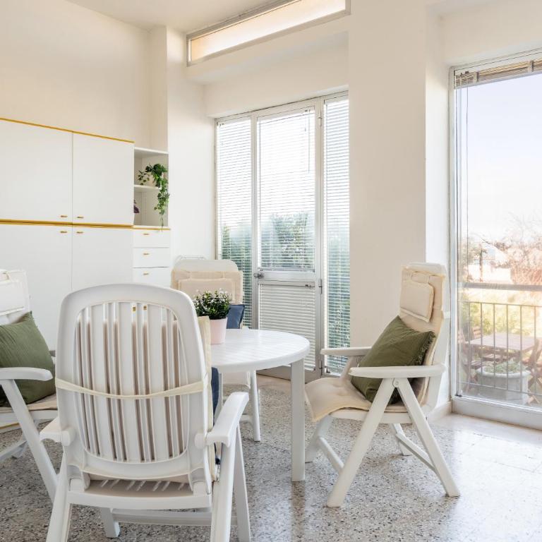 Viserba Sea Villa with Balcony - Il Lupo Affitta - Casa con 3 Camere da Letto - 5