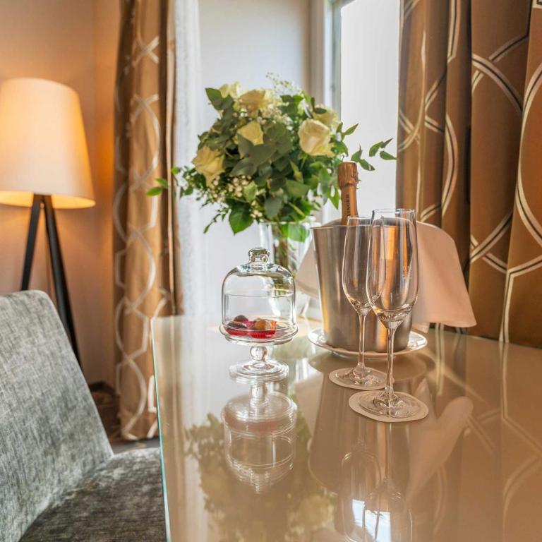 Hotel Schweizerhof Luzern - Lifestyle Junior Suite - 11