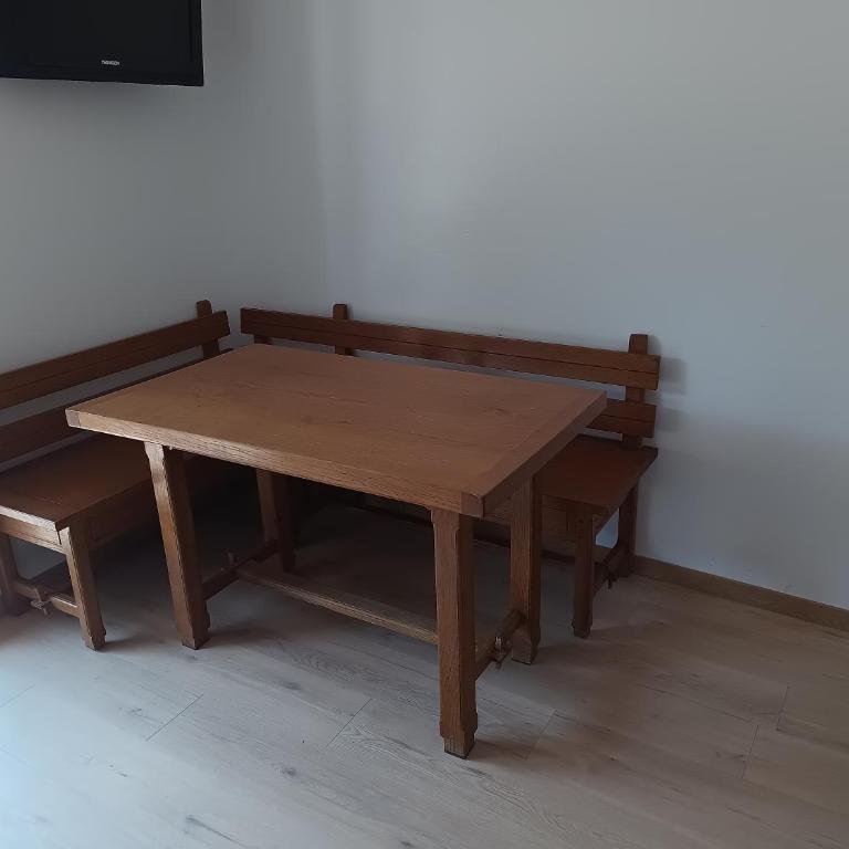 les campanules - Two-Bedroom Apartment with Balcony - 15