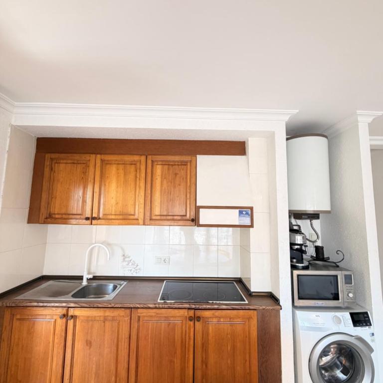 Spacious apartment 5 minutes from the beach - Apartamento de 3 dormitorios - 10