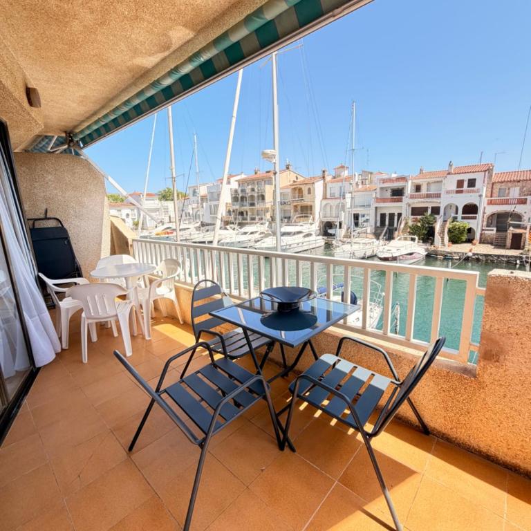 Spacious apartment 5 minutes from the beach - Apartamento de 3 dormitorios - 45