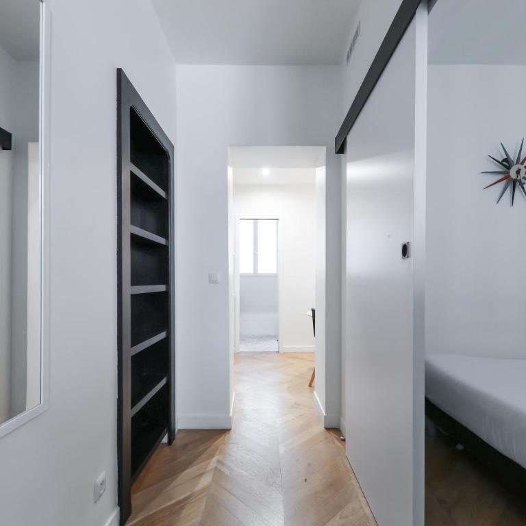4-Star Apartment for 4, 10 mn from Champs-Élysées - Appartement 1 Chambre - 12