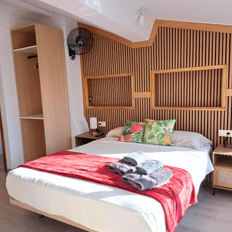 Banana Beach Patacona Rooms - Studio with Sea View - 14