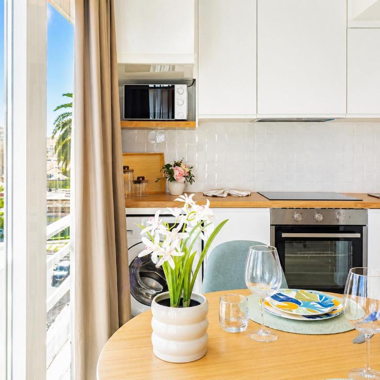 Cubo's Sea View Studio 100m from the Beach - Estudio - 16