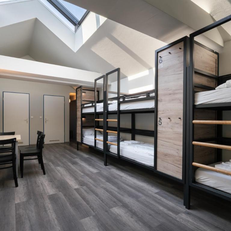a&o Salzburg Hauptbahnhof - Achtbettzimmer - 3