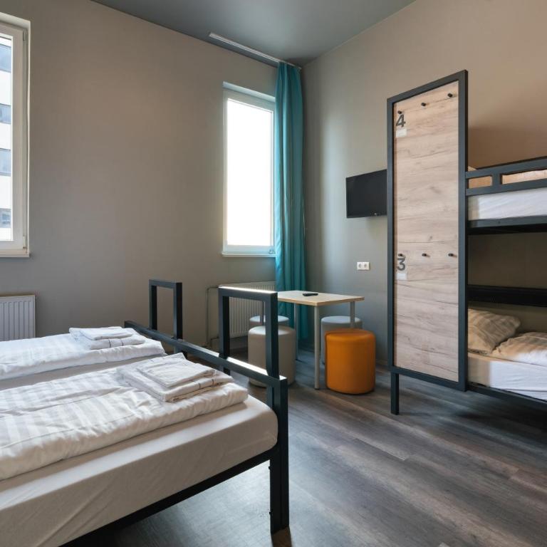 a&o Salzburg Hauptbahnhof - Vierbettzimmer - 5