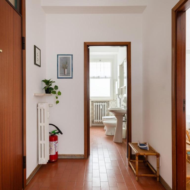 Viale Dante Home - One-Bedroom Apartment - 8