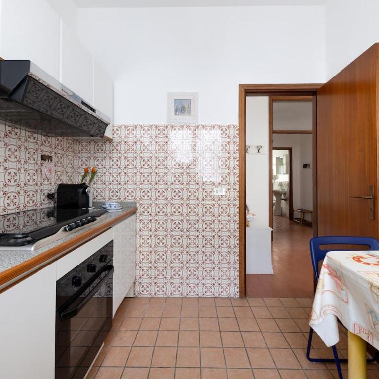 Viale Dante Home - One-Bedroom Apartment - 10