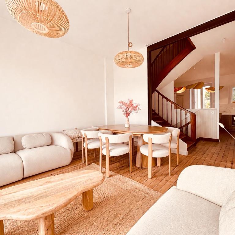 Villa Pacis rénovée - Face mer La Baule -15 pers - 5 suites avec SDB -Terrasse & BBQ sous les pins - Villa con Vista Mare - 7