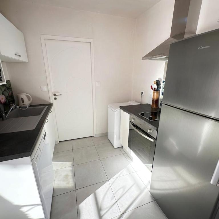 Petite dépendance au calme - jardin partagé et logement privé - Haus mit 1 Schlafzimmer - 5