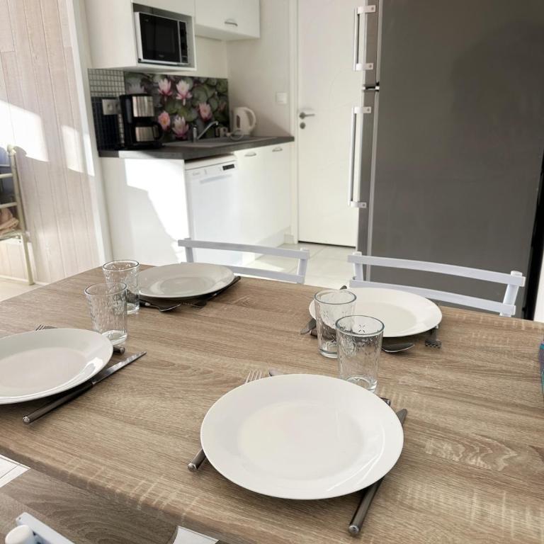 Petite dépendance au calme - jardin partagé et logement privé - Haus mit 1 Schlafzimmer - 9
