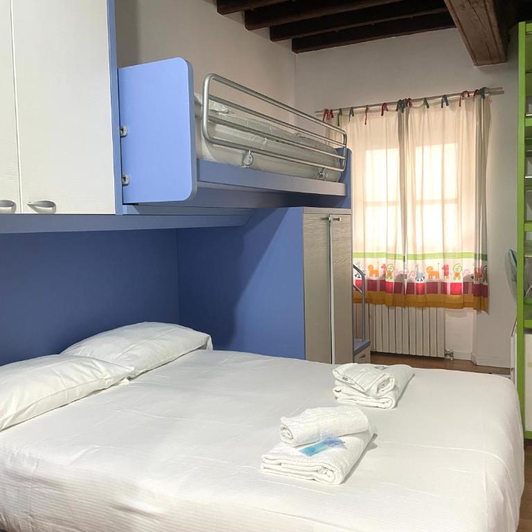 Casa storica per 9 ospiti nel Quadrilatero Romano! - Appartement 3 Chambres - 4