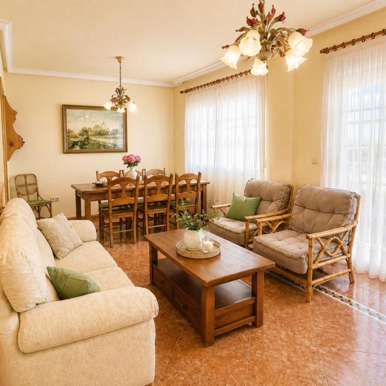 Beachfront Home La Mata - Casa - 15