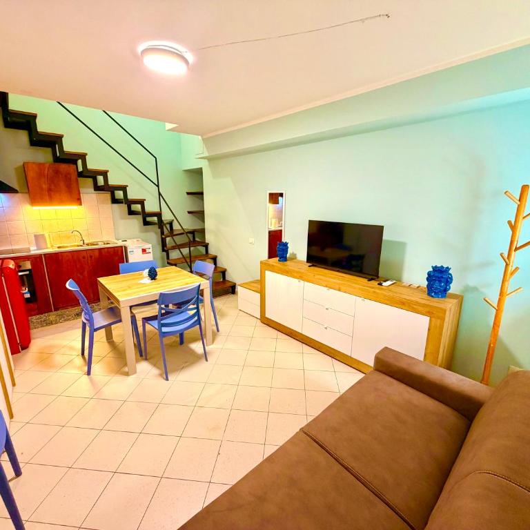 Casa Vacanze 2 piani Sant'Agostino 77 al Chiostro - One-Bedroom House - 1