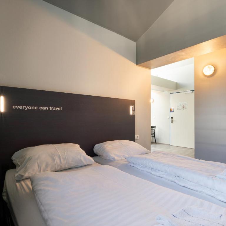 a&o Salzburg Hauptbahnhof - Achtbettzimmer - 4