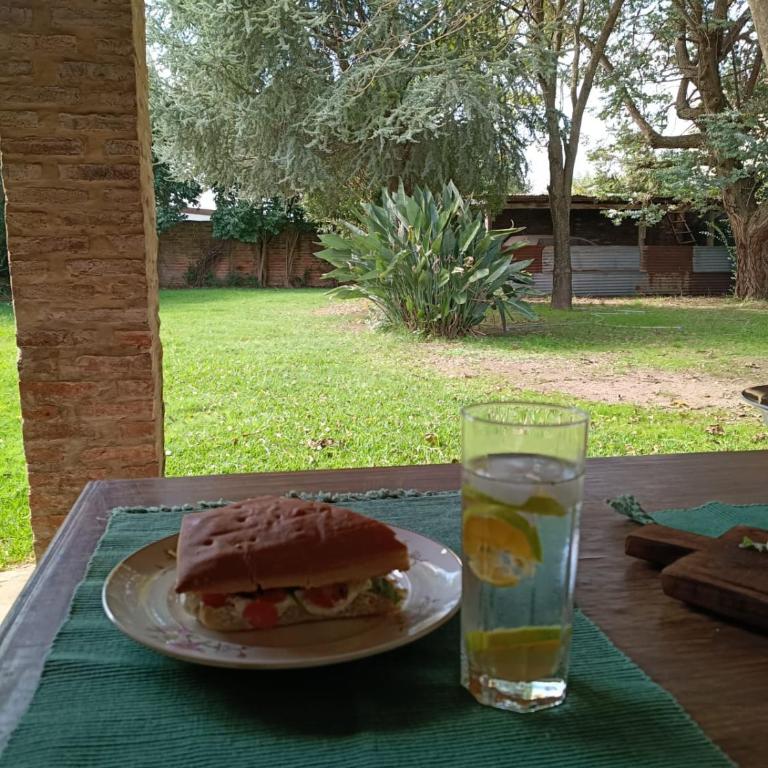 Los buenos amigos de Felipe Sambucetti casona historica con encanto - Casa de 2 dormitorios - 27
