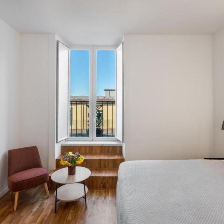 Luxury Stay in the Historic Center - Appartamento Deluxe con 2 Camere da Letto e Balcone - 17