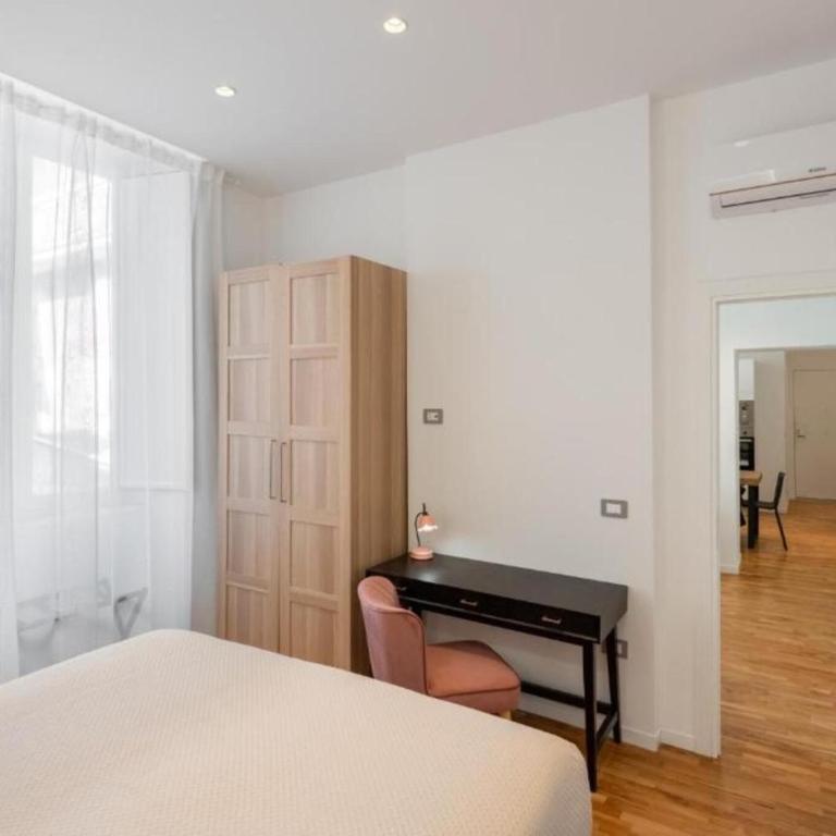 Luxury Stay in the Historic Center - Appartamento Deluxe con 2 Camere da Letto e Balcone - 20